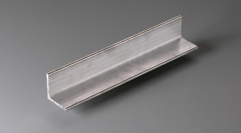 Aluminum equal leg structural angle stock cut to size