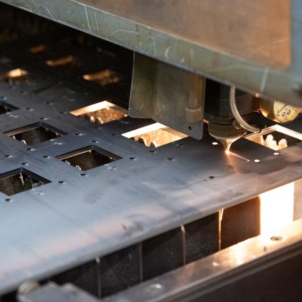 https://www.coremarkmetals.com/files/image/medium/steel plate square cutting with co2 flat laser cnc